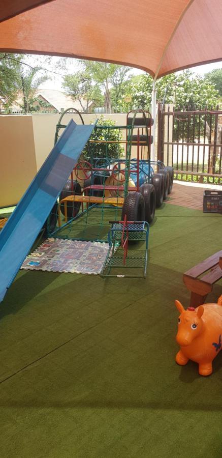 Africas Eden Guesthouse Mookgophong 外观 照片