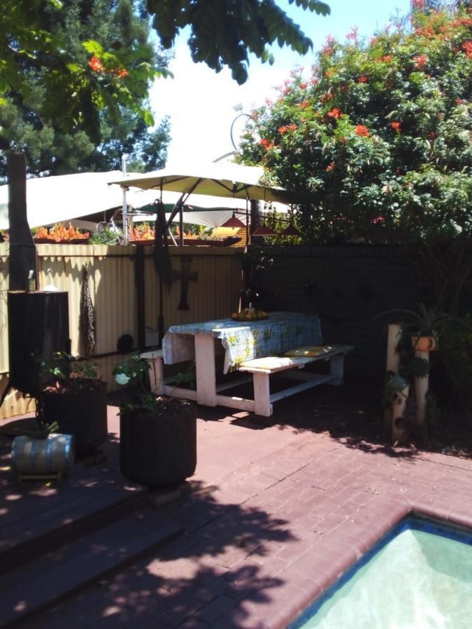 Africas Eden Guesthouse Mookgophong 外观 照片
