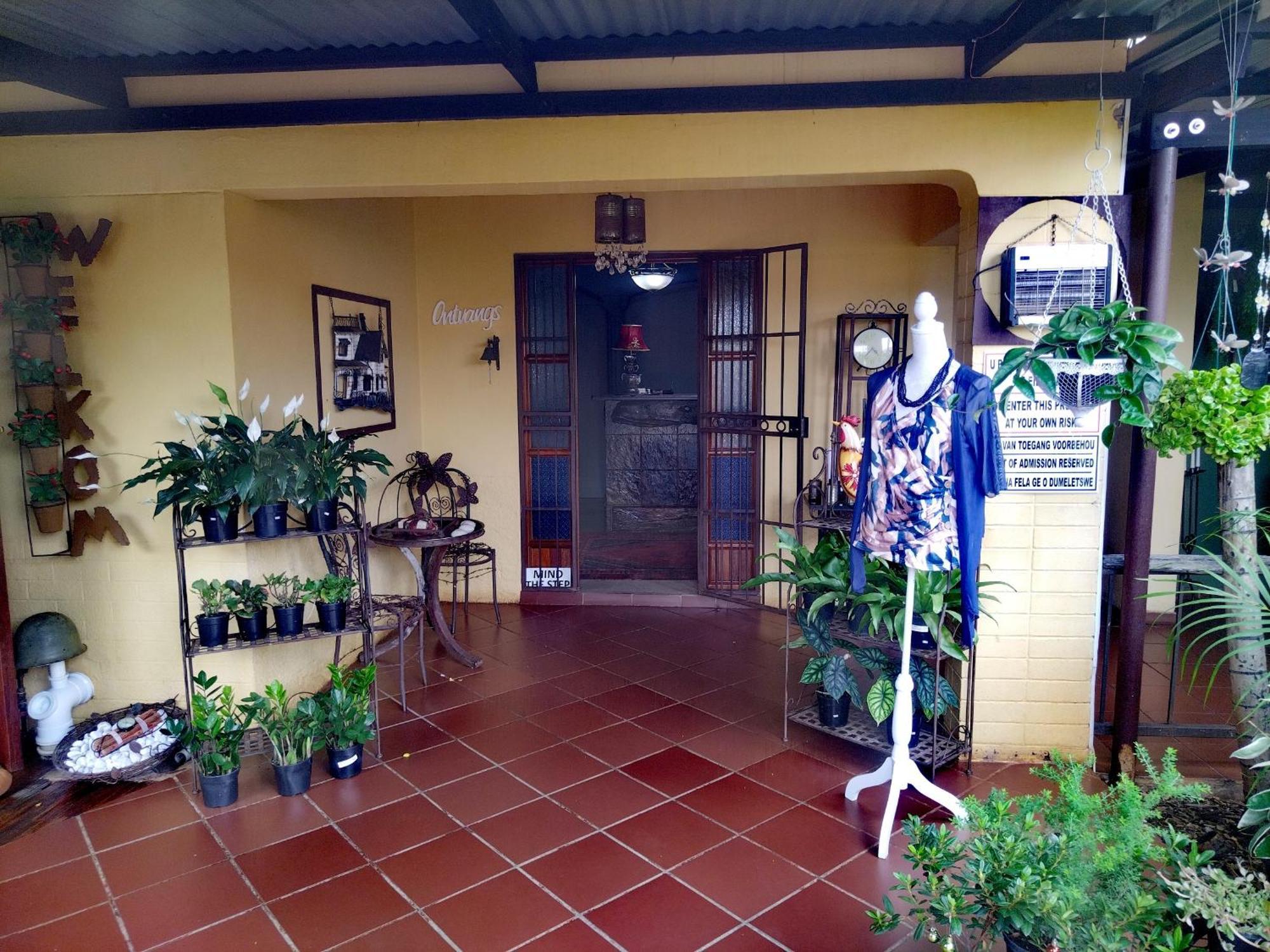 Africas Eden Guesthouse Mookgophong 外观 照片