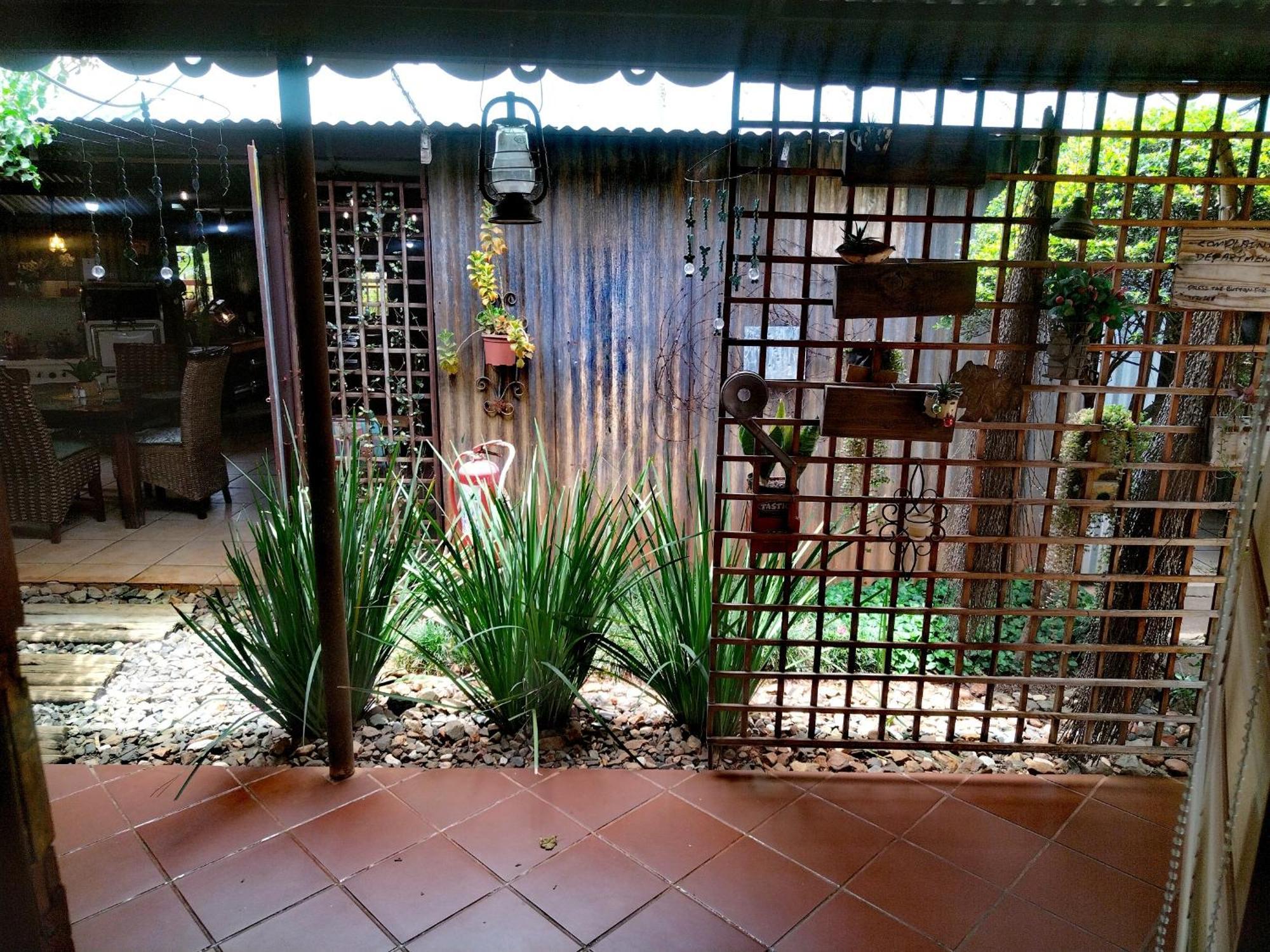 Africas Eden Guesthouse Mookgophong 外观 照片