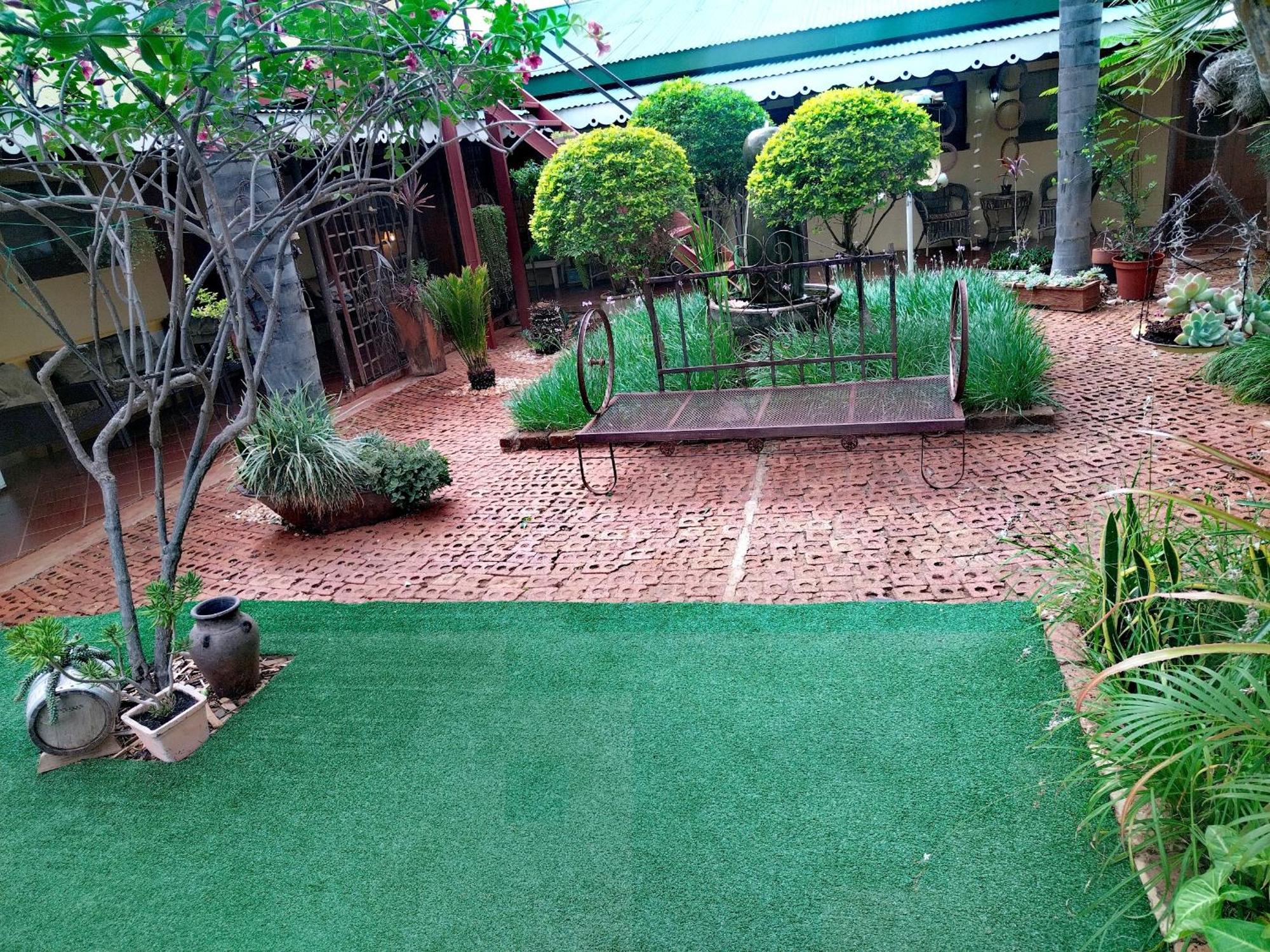 Africas Eden Guesthouse Mookgophong 外观 照片